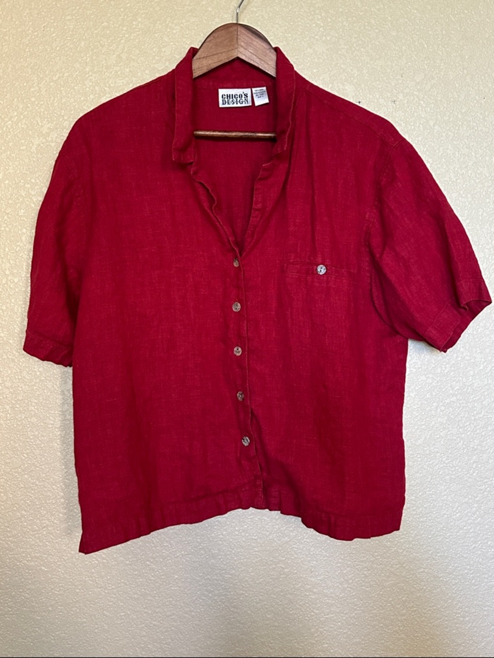 Chico's Red Short-Sleeve Linen Button-Front Shirt